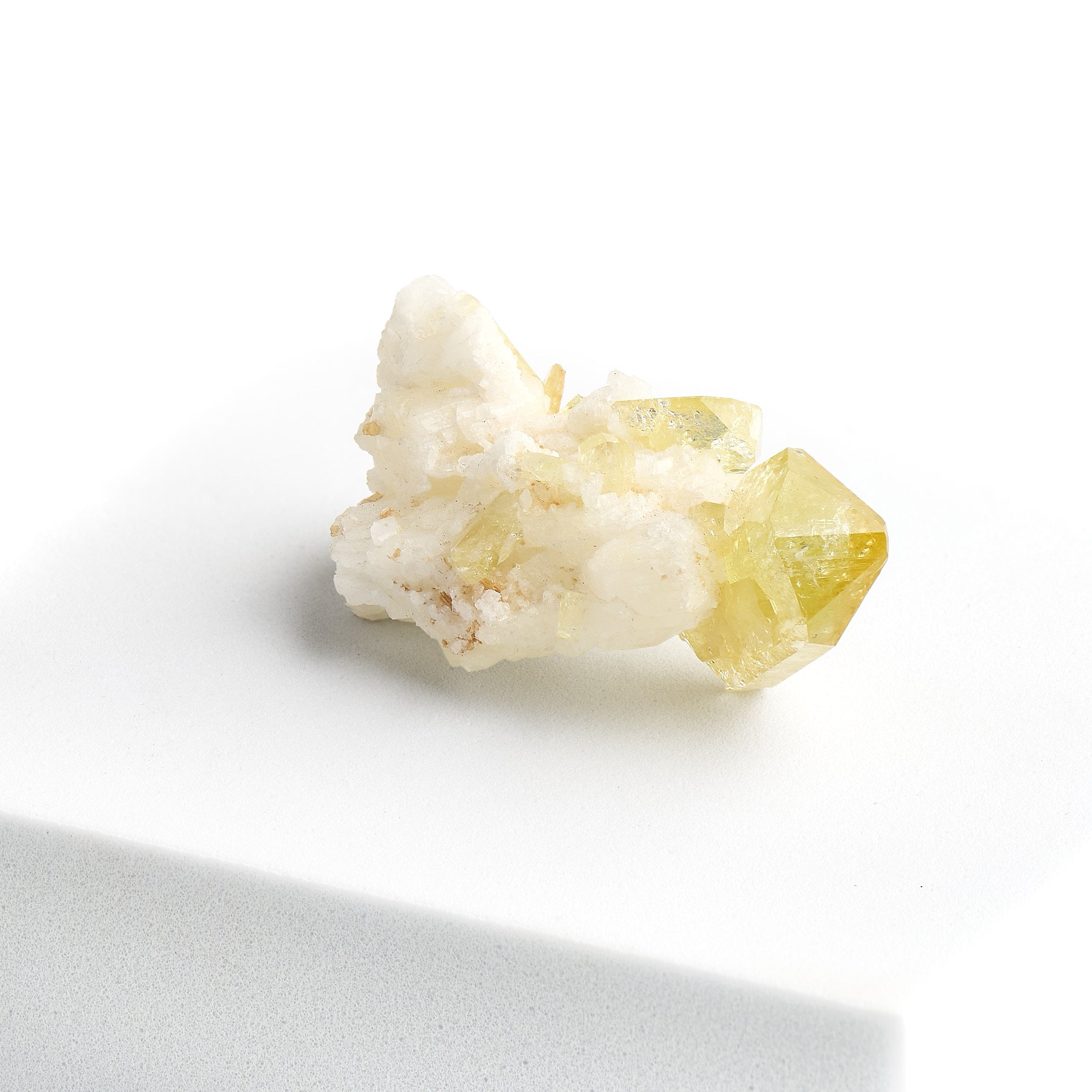 Brazilianite on Albite