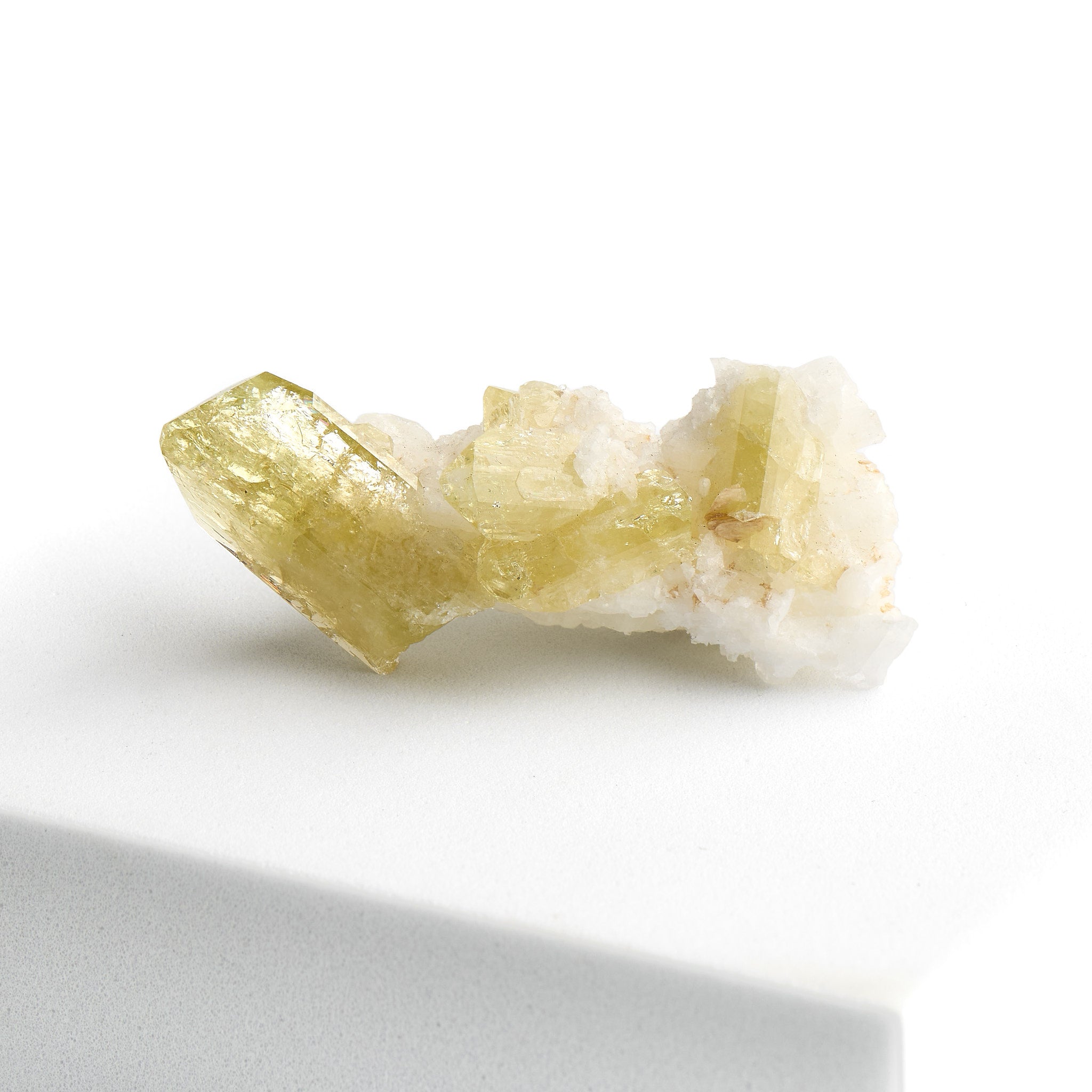 Brazilianite on Albite