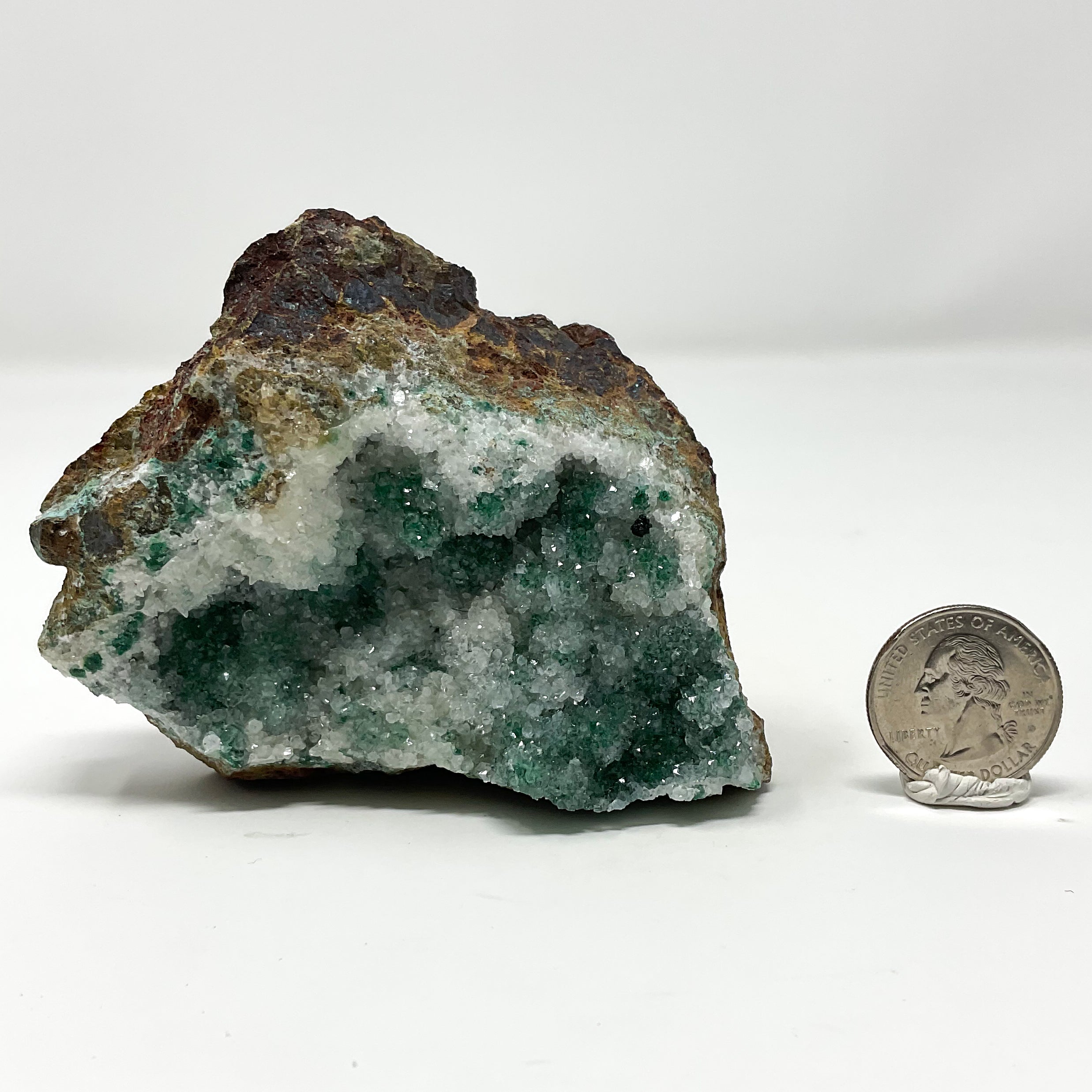 Dioptase in Quartz on Chalchopyrite